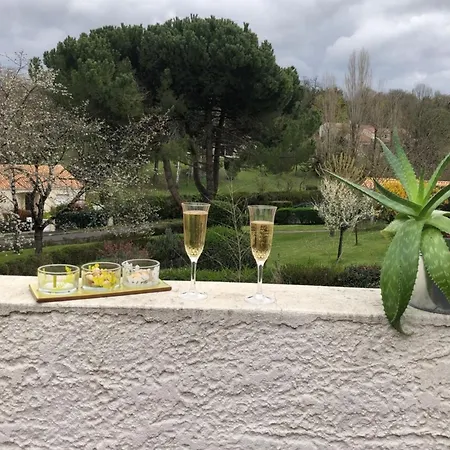 Les Libellules - 6 Pers * סנטה